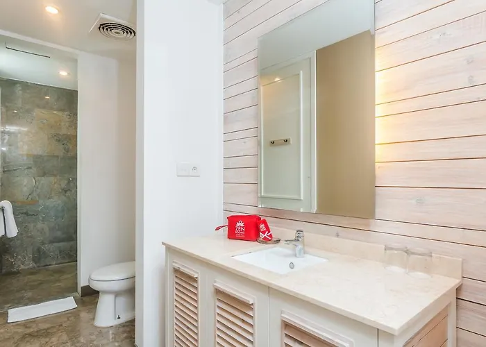 Bed & Breakfast Zen Premium Petitenget Umasari