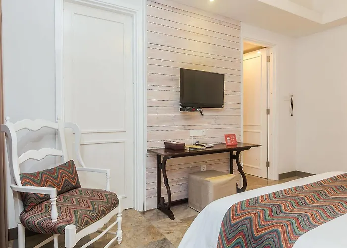 Zen Premium Petitenget Umasari Bed & Breakfast